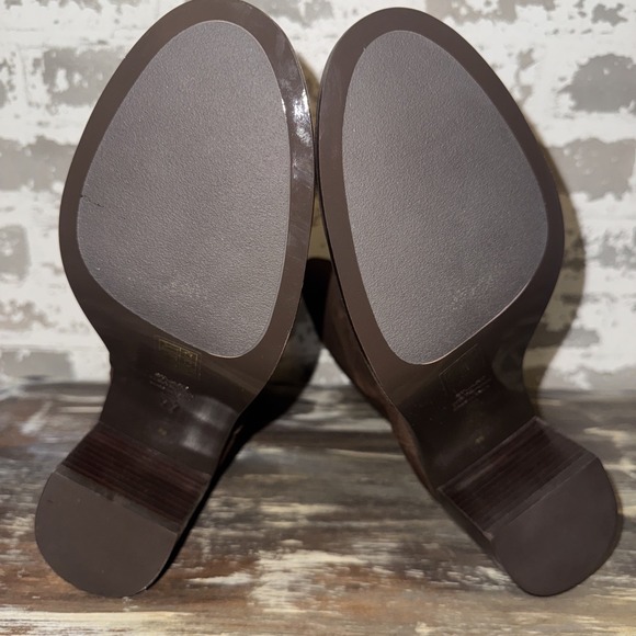 NEW Stuart Weitzman Women's 9 Esme Zip Suede Bootie MARP $595 - Picture 4 of 10